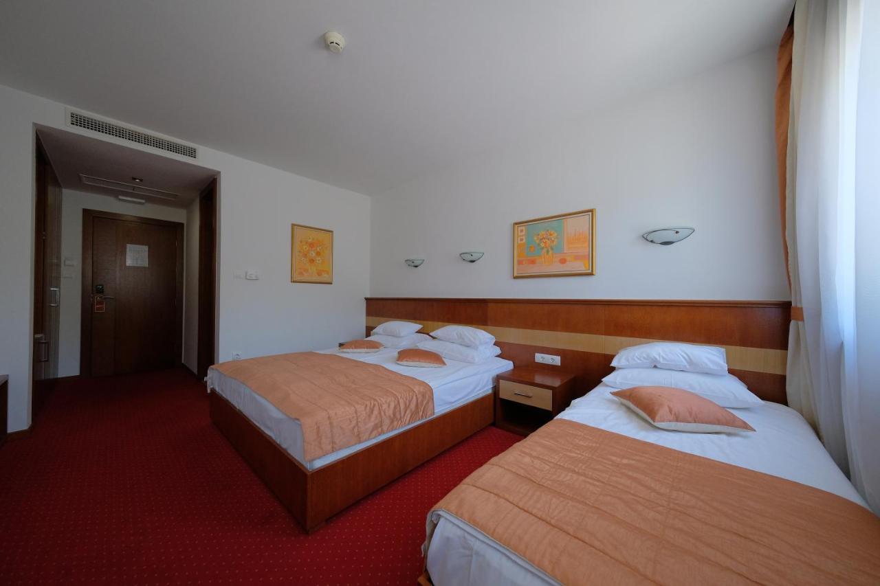 Motel Mujanic Sarajevo Mostarsko Raskrsce Exterior foto